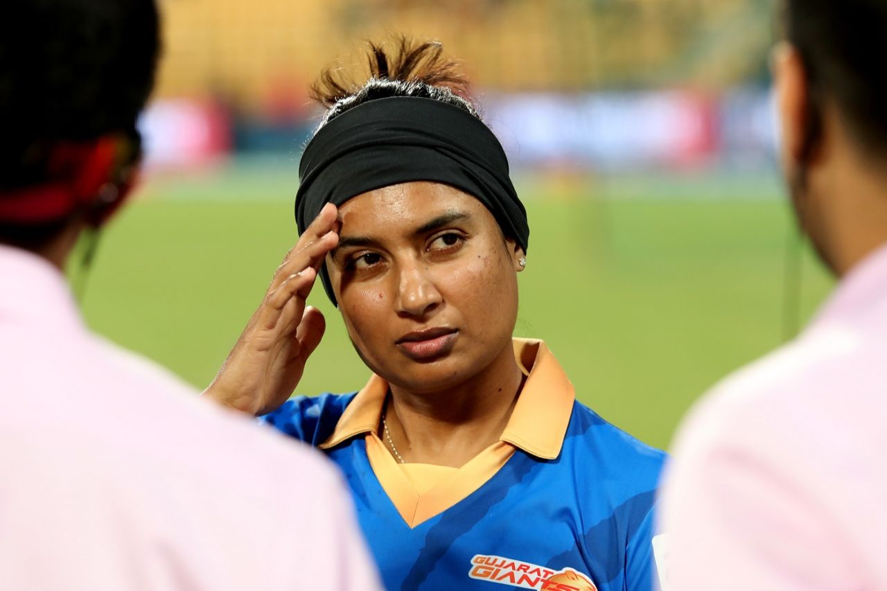 Giants mentor Mithali Raj has her thinking cap on, Royal Challengers Bangalore vs Gujarat Giants, WPL 2024, Bengaluru, February 27, 2024