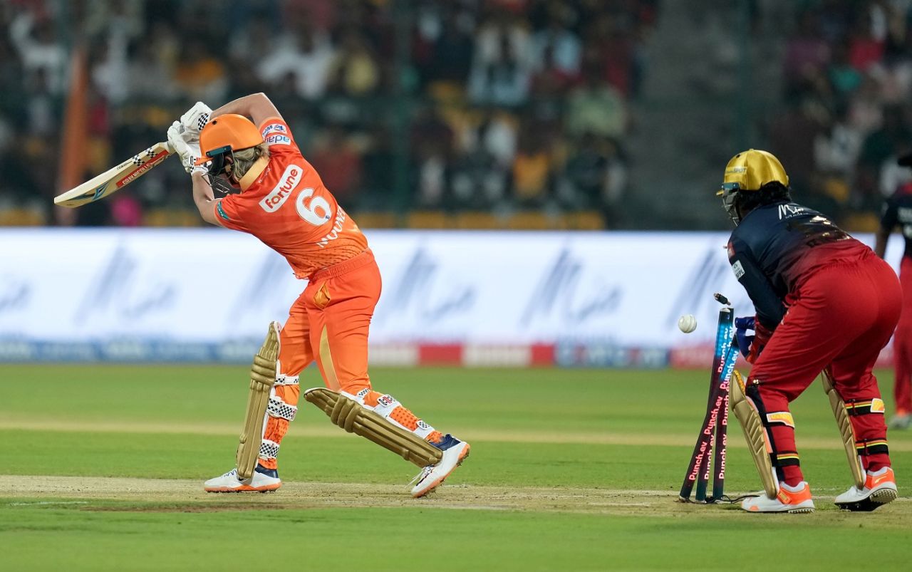 Beth Mooney was bowled by Renuka Singh, Royal Challengers Bangalore vs Gujarat Giants, WPL 2024, Bengaluru, February 27, 2024