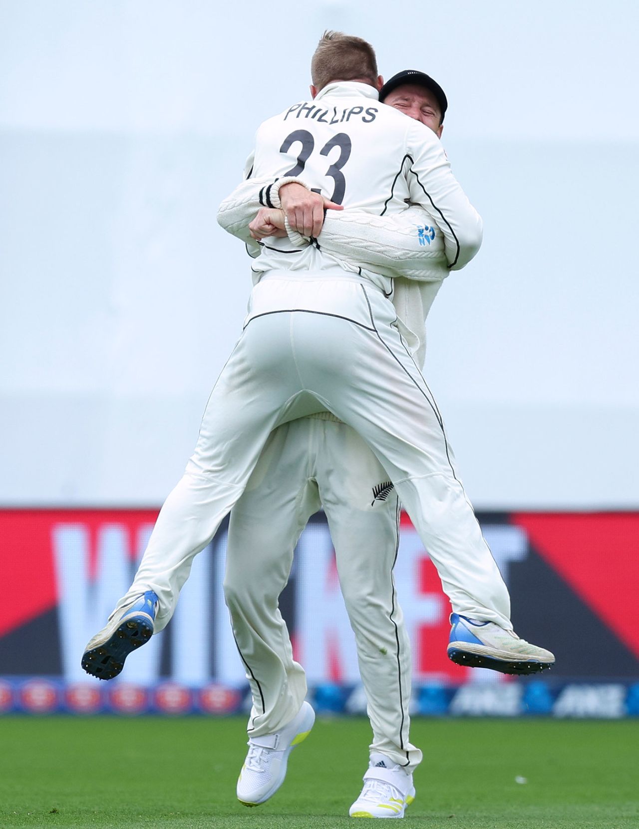 There were plenty of hugs for Glenn Phillips, New Zealand vs Australia, 1st Test, Wellington, 3rd day, March 2, 2024