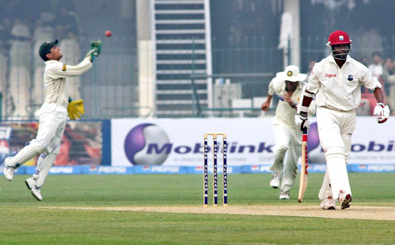 Kamran Akmal celebrates Brian Lara's wicket Pakistan v West Indies, 1st Test, Lahore, 1st day, November 11, 2006