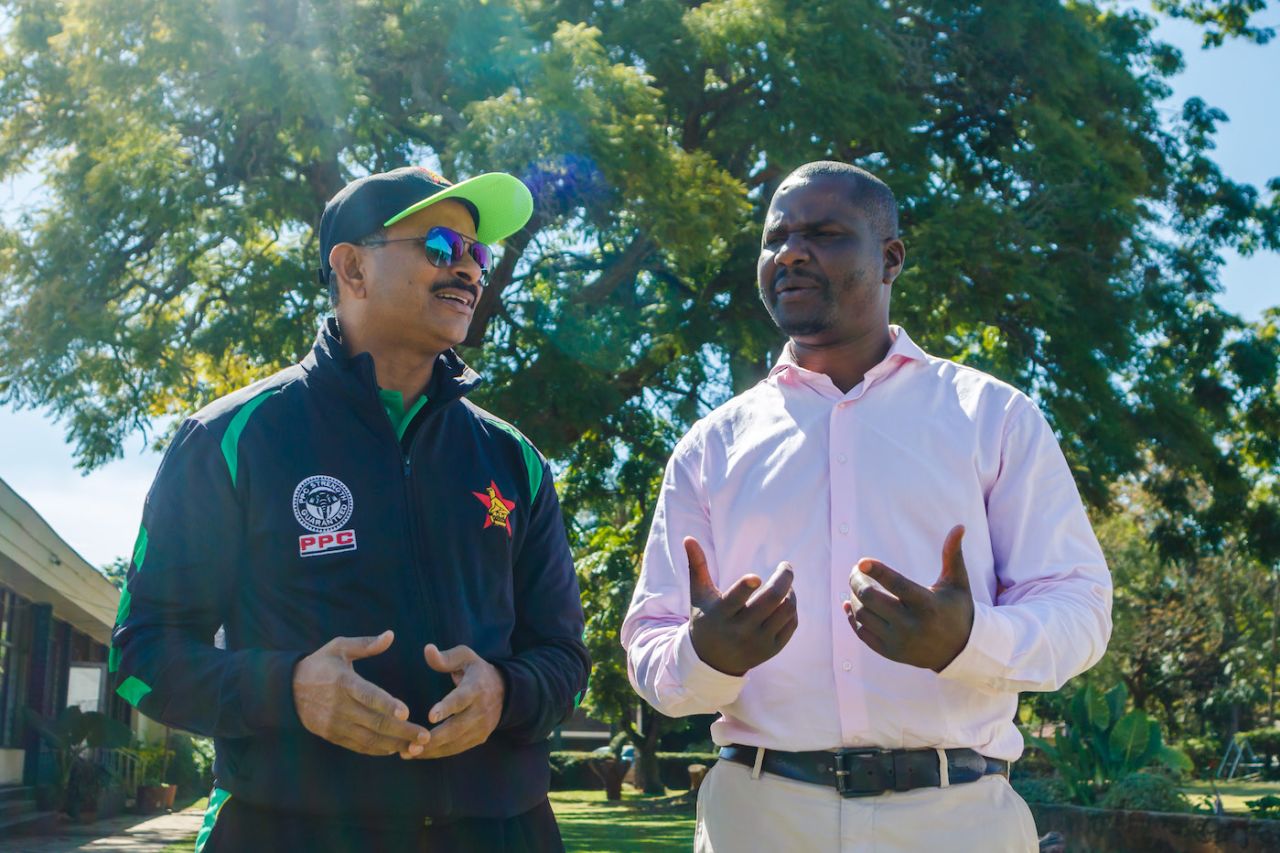 Newly appointed Zimbabwe head coach Lalchand Rajput speaks with ZC chairman Tavengwa Mukuhlani, Old Hararians Sports Club, Harare, June 15,  2018 