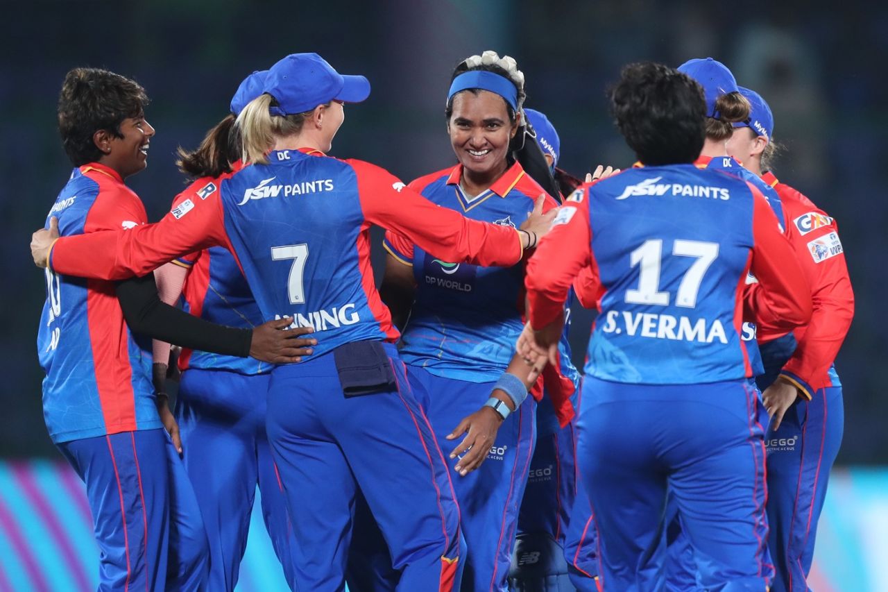 Shikha Pandey deceived Nat Sciver-Brunt with an inswinger, Delhi Capitals vs Mumbai Indians, WPL 2024, Delhi, March 5, 2024