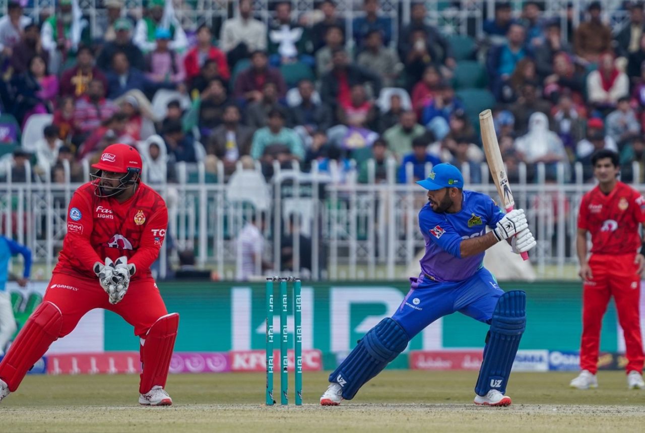 Usman Khan cuts one away, Islamabad United vs Multan Sultans, PSL, Rawalpindi, March 10, 2024