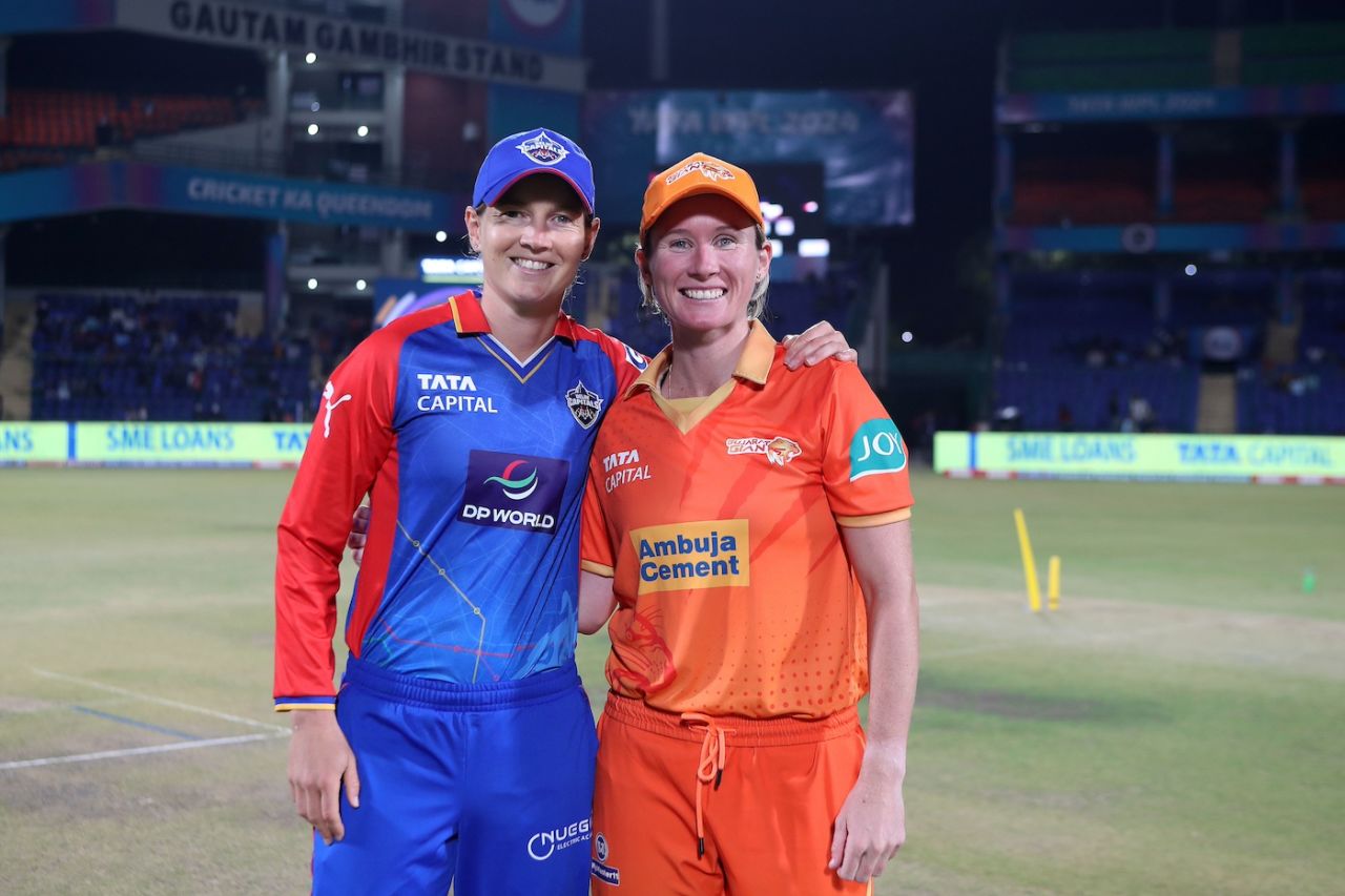 Meg Lanning and Beth Mooney pose after the toss, Delhi Capitals vs Gujarat Giants, WPL 2024, Delhi, March 13, 2024