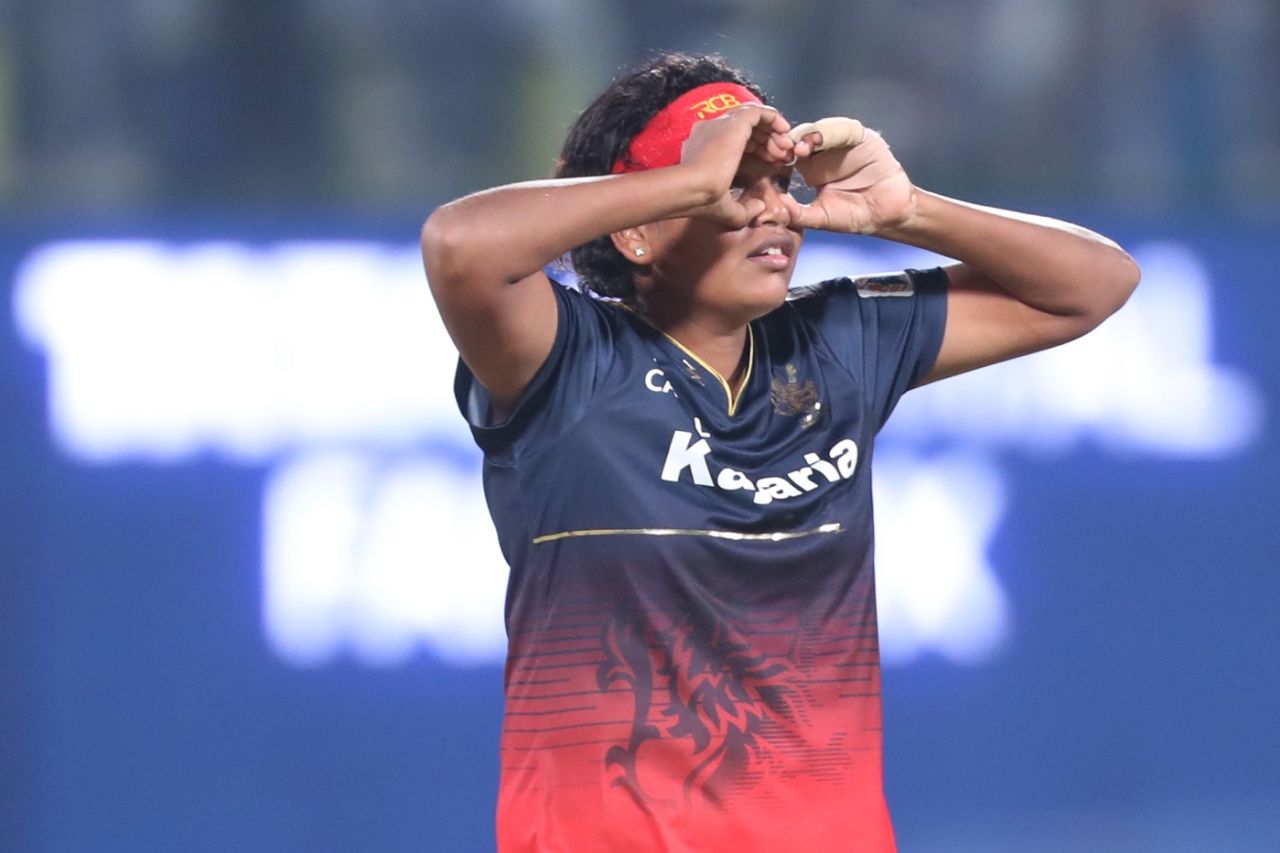 Asha Sobhana celebrates a wicket, Delhi Capitals vs Royal Challengers Bangalore, final, WPL, Delhi, March 17, 2024