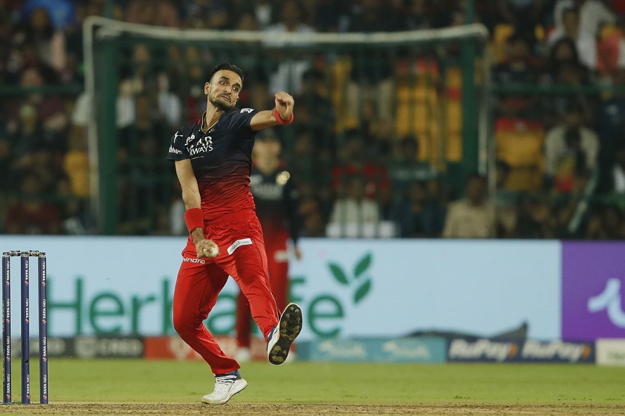 Harshal Patel bowls, Royal Challengers Bangalore vs Gujarat Titans, IPL 2023, Bengaluru, May 21, 2023