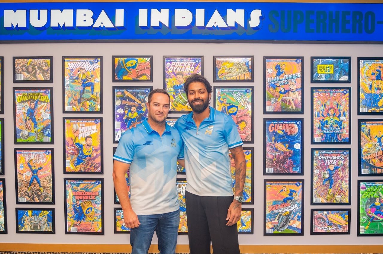 Head coach Mark Boucher and captain Hardik Pandya in the MI team room, Mumbai, March 18, 2024