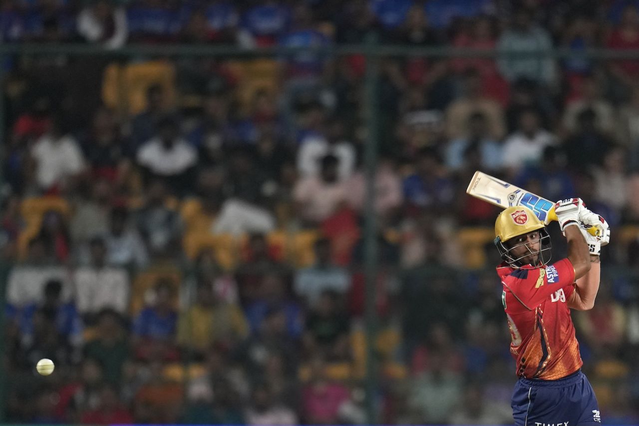 Jitesh Sharma threw his bat around