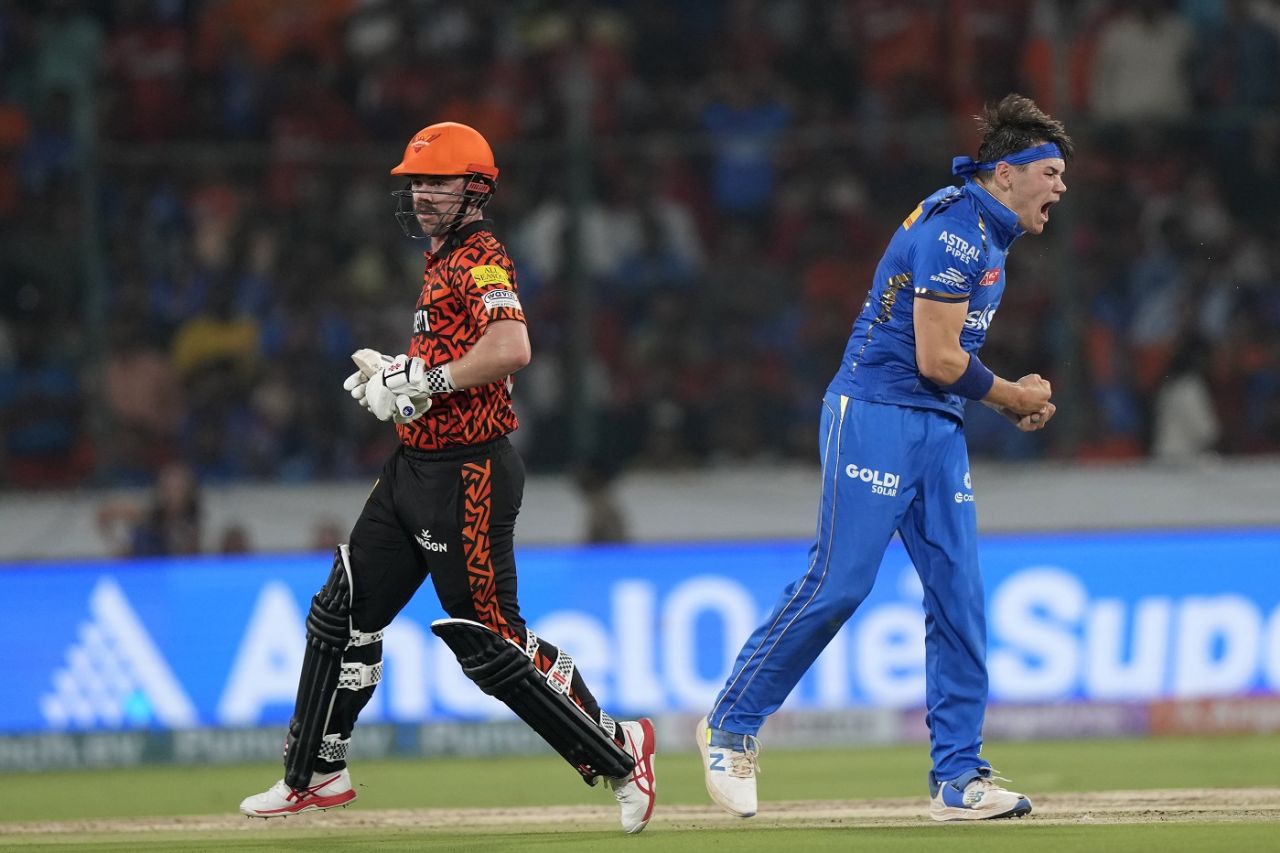 Travis Head looks on after being dismissed by Gerald Coetzee, Sunrisers Hyderabad vs Mumbai Indians, IPL 2024, Hyderabad, March 27, 2024