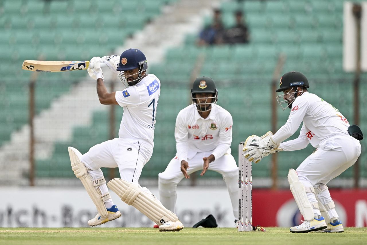 Dimuth Karunaratne was firm in the morning session, Bangladesh vs Sri Lanka, 2nd Test, Chattogram, Day 1, March 30, 2024 
