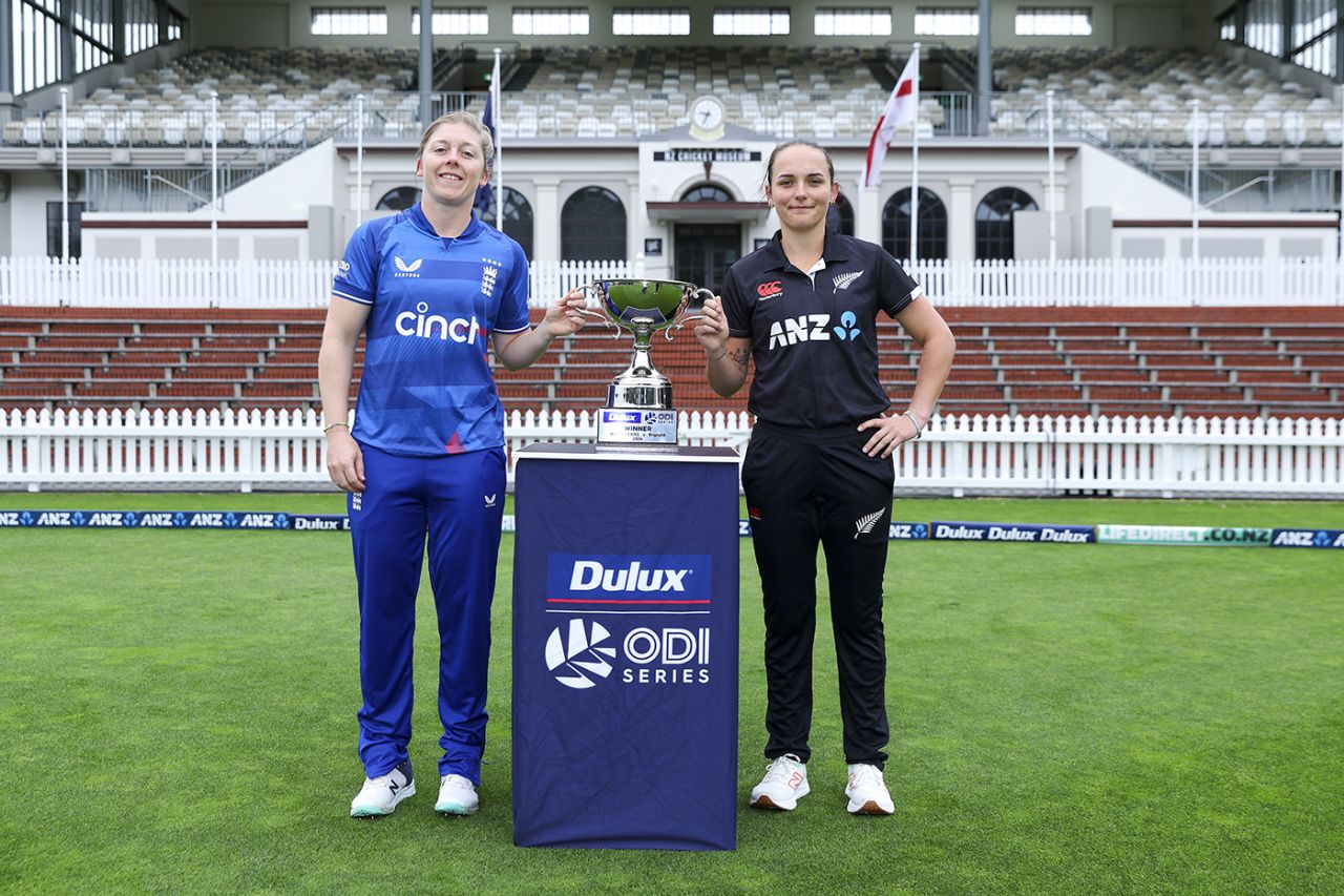 Heather Knight and Amelia Kerr ahead of the first ODI, New Zealand Women vs England Women, 1st ODI, Wellington, April 01, 2024