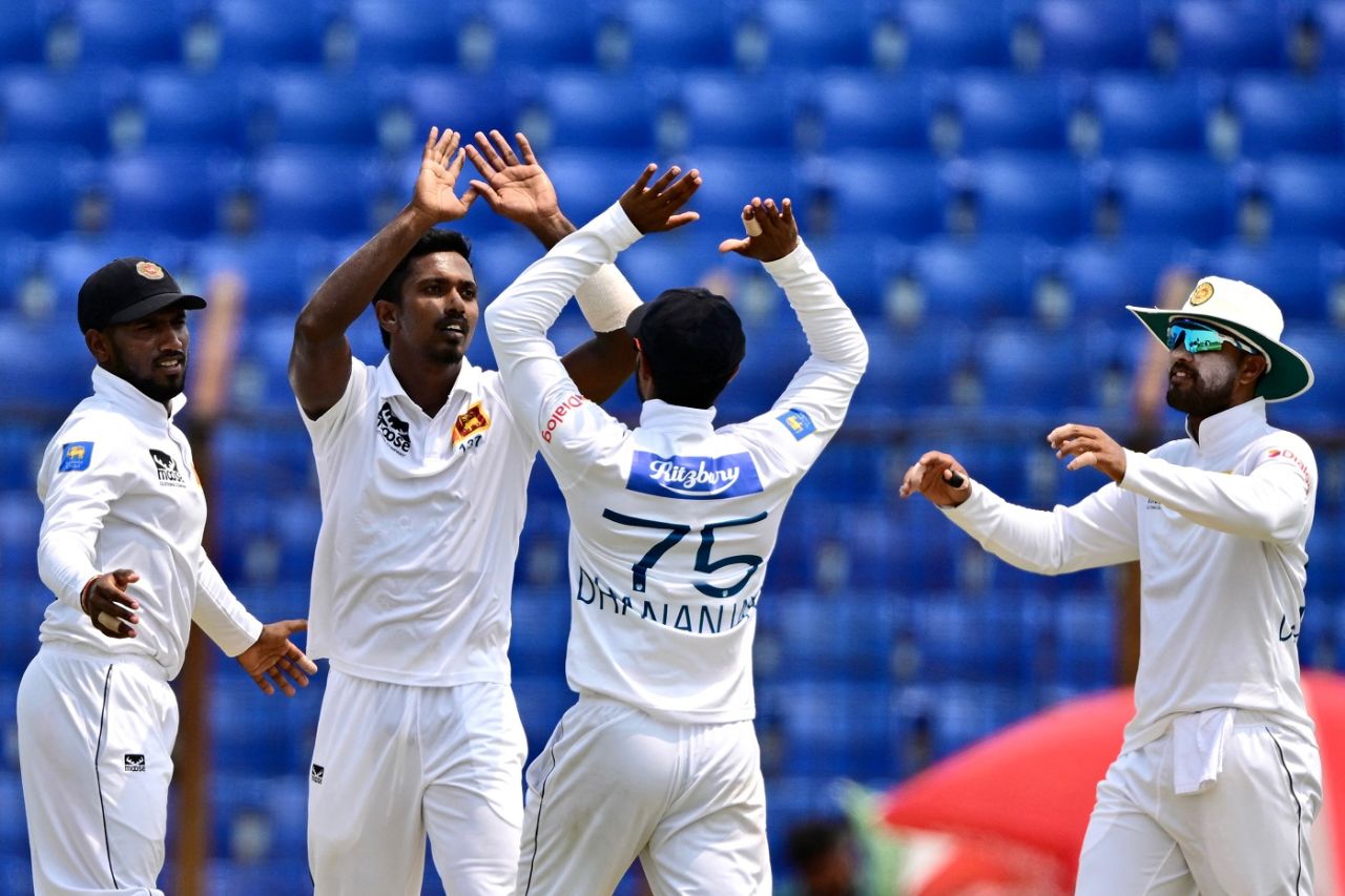 Vishwa Fernando celebrates a wicket, Bangladesh vs Sri Lanka, 2nd Test, Chattogram, 3rd day, April 01, 2024