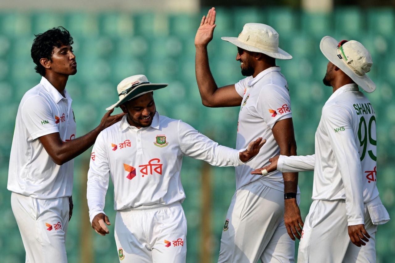 Hasan Mahmud took four of the first five wickets, Bangladesh vs Sri Lanka, 2nd Test, Chattogram, 3rd day, April 01, 2024