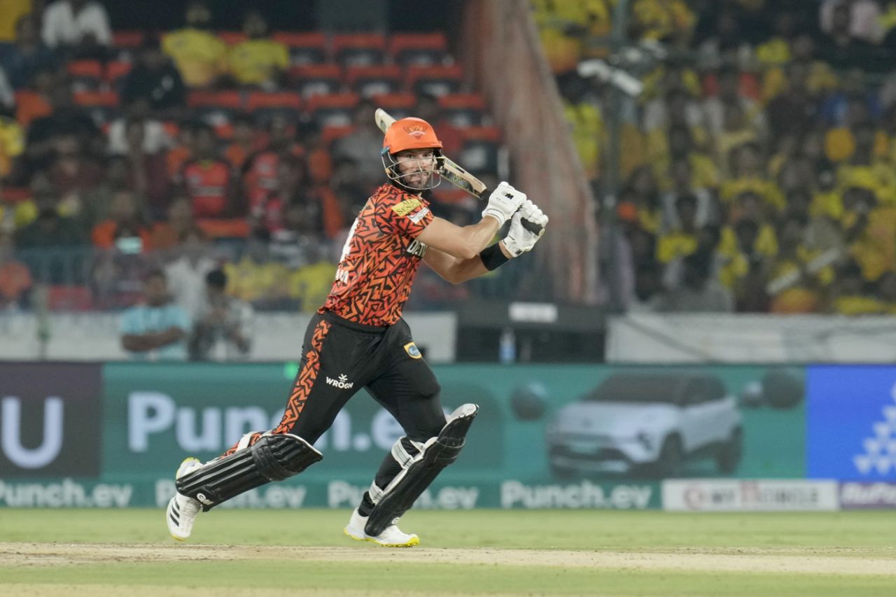 Aiden Markram plays one through the offside, Sunrisers Hyderabad vs Chennai Super Kings, IPL 2024, Hyderabad, April 5, 2024