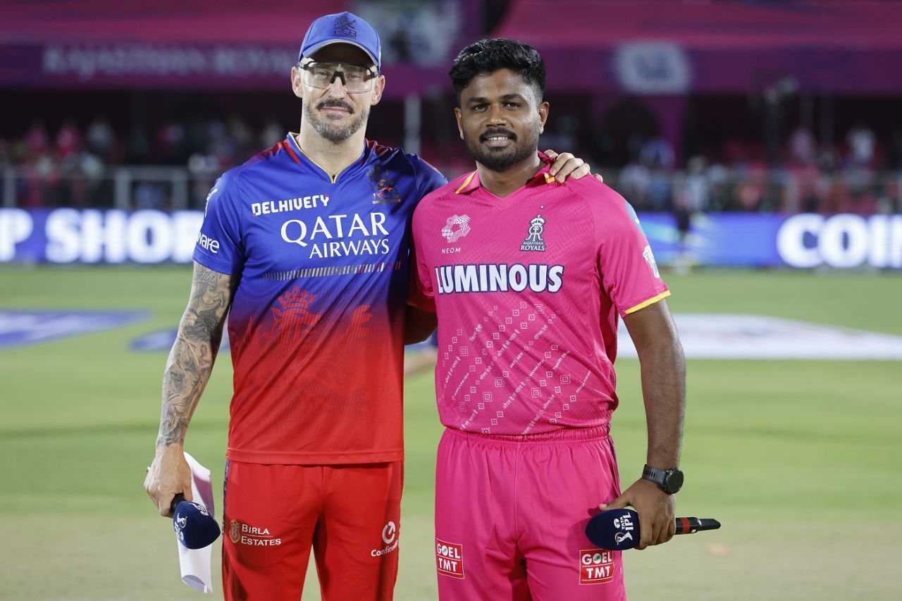 Faf du Plessis and Sanju Samson at the toss, Rajasthan Royals vs Royal Challengers Bengaluru, IPL 2024, Jaipur, April 6, 2024
