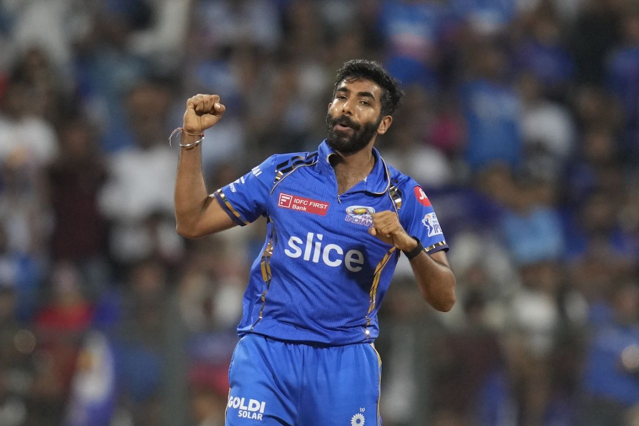 Jasprit Bumrah served up some magic on the night, finishing with 5 for 21, Mumbai Indians vs Royal Challengers Bangalore, IPL 2024, Mumbai, April 11, 2024