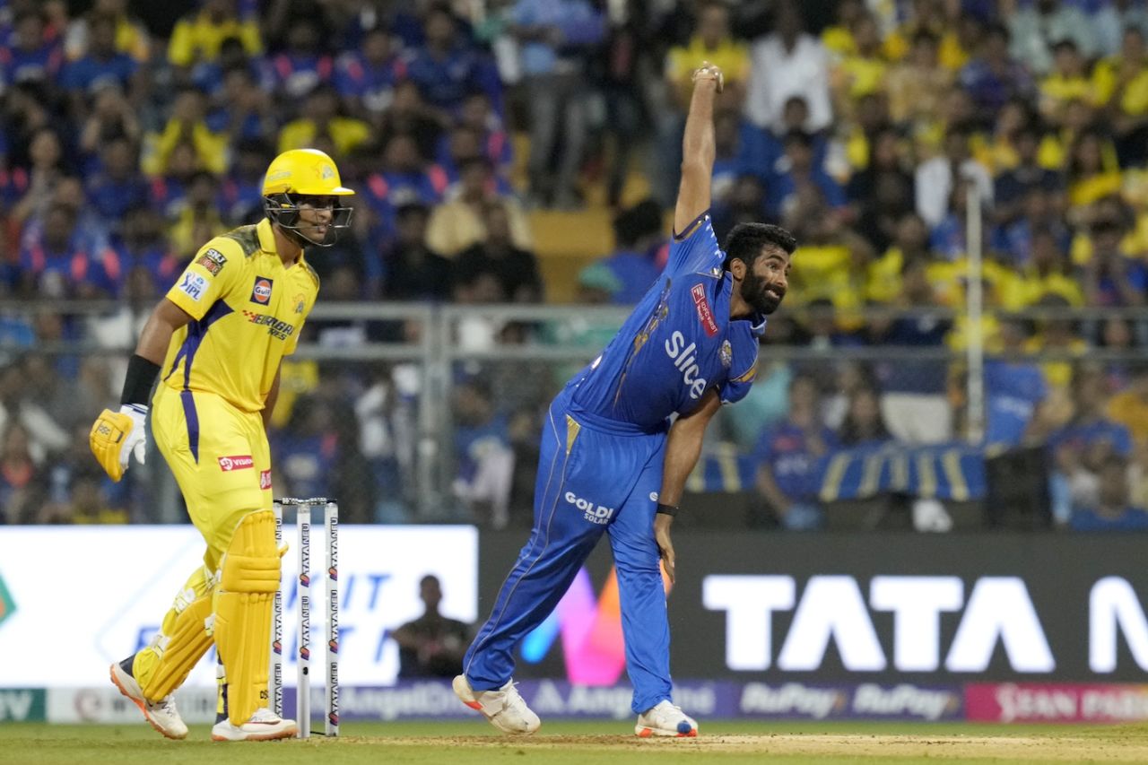 Jasprit Bumrah in delivery stride, Mumbai Indians vs Chennai Super Kings, IPL 2024, Mumbai, April 14, 2024