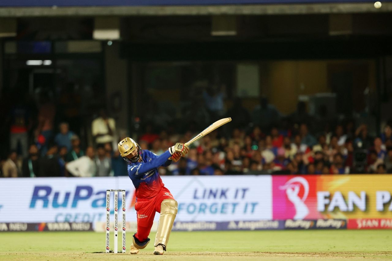 Dinesh Karthik blitz wasn't enough for RCB to chase down a mammoth target, Royal Challengers Bengaluru vs Sunrisers Hyderabad, IPL 2024, Bengaluru, April 15, 2024