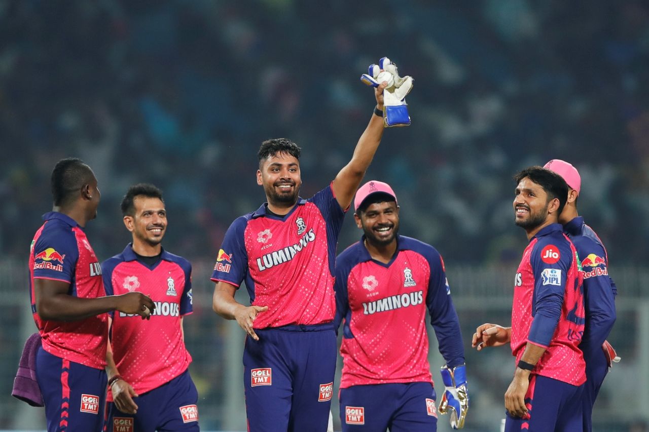 Sanju Samson's glove features in Avesh Khan's celebration of Phil Salt's caught-and-bowled dismissal , Kolkata Knight Riders vs Rajasthan Royals, IPL 2024, Kolkata, April 16, 2024