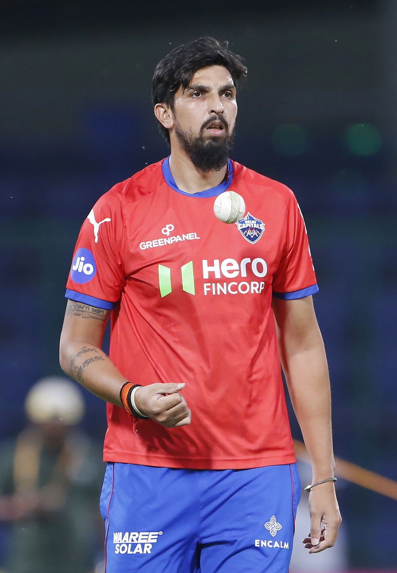 ishant-sharma-was-ruled-out-of-the-game-with-back-spasms-minutes-before