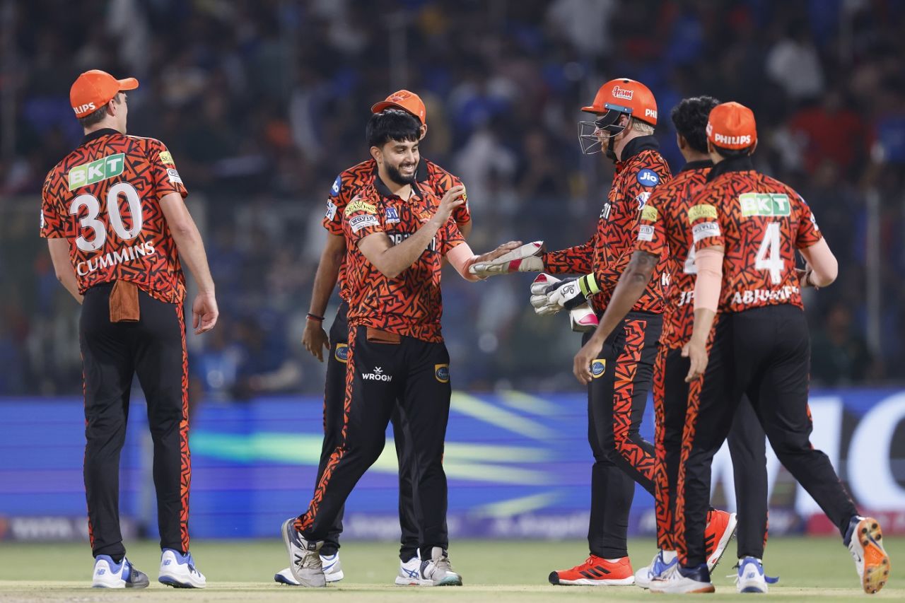 Mayank Markande struck in his first over to dismiss Jake Fraser-McGurk, Delhi Capitals vs Sunrisers Hyderabad, IPL 2024, Delhi, April 20, 2024