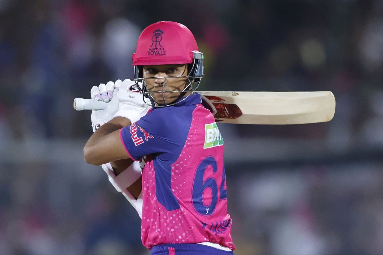 Yashasvi Jaiswal cuts one away, Rajasthan Royals vs Mumbai Indians, IPL 2024, Jaipur, April 22, 2024