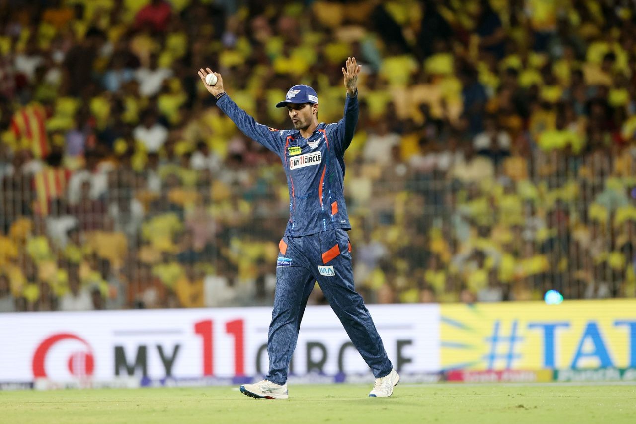 'Are you not entertained?' - Deepak Hooda celebrates taking the catch of Daryl Mitchell, Chennai Super Kings vs Lucknow Super Giants, IPL 2024, Chennai, April 23, 2024