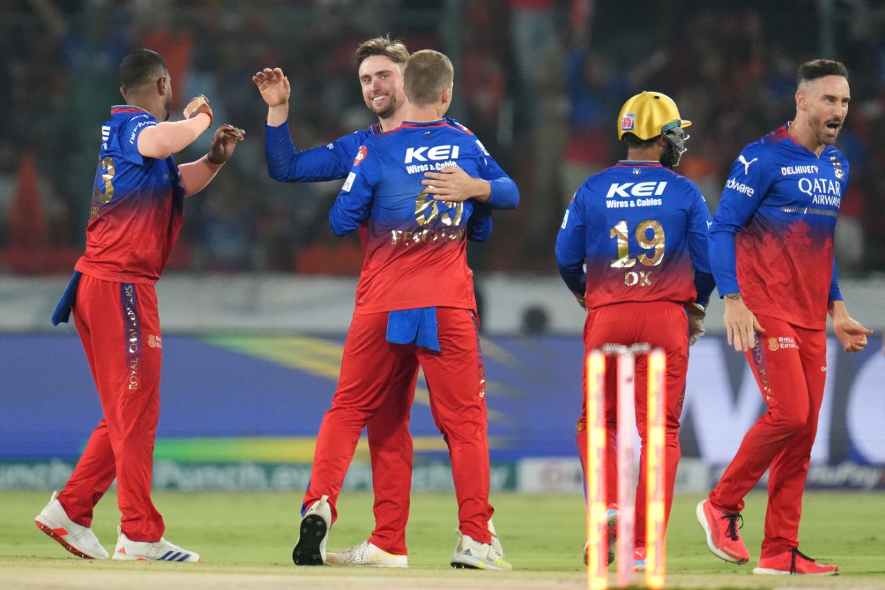 Will Jacks celebrates getting rid of the dangerous Travis Head in the first over, Sunrisers Hyderabad vs Royal Challengers Bengaluru, IPL 2024, Hyderabad, April 25, 2024