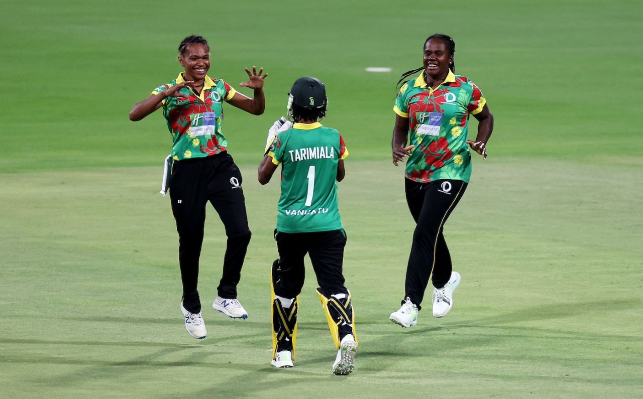 Nasimana Navaika wrecked Zimbabwe's innings with four wickets, Zimbabwe vs Vanuatu, Women's T20 World Cup Qualifier, Group B, Abu Dhabi, April 25, 2024