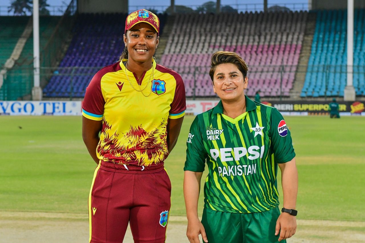 Captains Hayley Matthews and Nida Dar pose at the toss, Pakistan vs West Indies, 1st women's T20I, Karachi, April 26, 2024