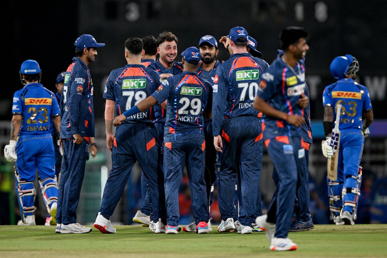 Marcus Stoinis sent Suryakumar Yadav via a review, and can't seem to believe it, Lucknow Super Giants vs Mumbai Indians, IPL 2024, Lucknow, April 30, 2024