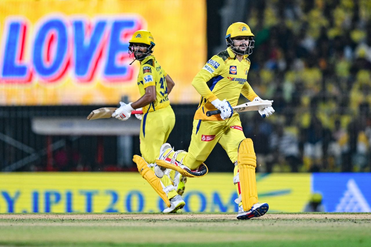 Ruturaj Gaikwad and Sameer Rizvi put on a 37 off 34 balls for the fourth wicket, Chennai Super Kings vs Punjab Kings, IPL 2024, Chennai, May 1, 2024