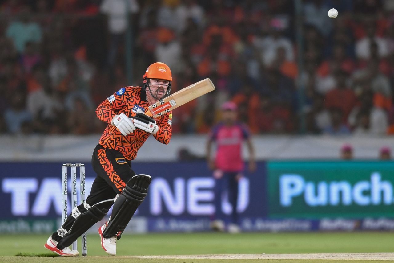 Travis Head was on 26 off 27 before he managed his first six of the evening, Sunrisers Hyderabad vs Rajasthan Royals, IPL 2024, Hyderabad, May 2, 2024