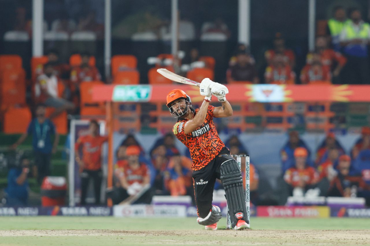 Nitish Kumar Reddy mixed the orthodox with the unorthodox in an unbeaten 76 off 42, Sunrisers Hyderabad vs Rajasthan Royals, IPL 2024, Hyderabad, May 2, 2024