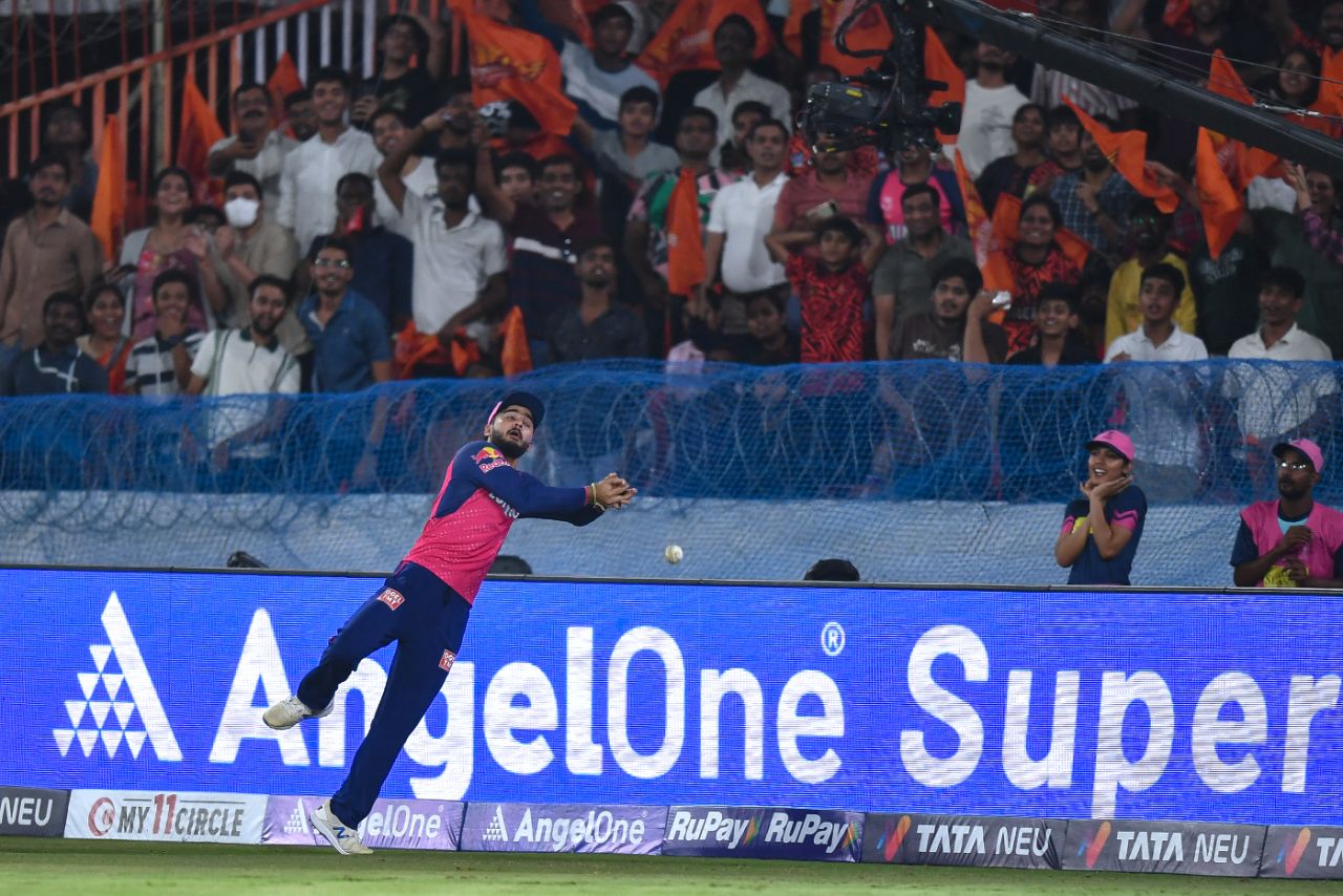 Riyan Parag could not hold on to one on the boundary's edge from Heinrich Klaasen, Sunrisers Hyderabad vs Rajasthan Royals, IPL 2024, Hyderabad, May 2, 2024