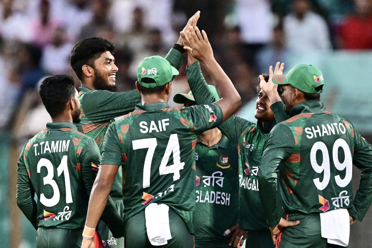 Mahedi Hasan celebrates a wicket, Bangladesh vs Zimbabwe, 1st T20I, Chattogram, May 3, 2024