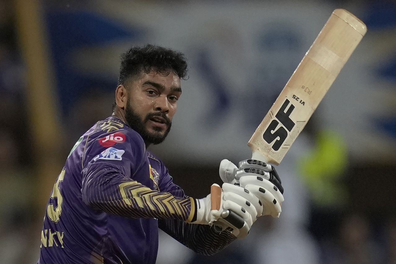 Venkatesh Iyer took charge of the KKR innings after a top-order collapse, Mumbai Indians vs Kolkata Knight Riders, IPL 2024, Mumbai, May 3, 2024