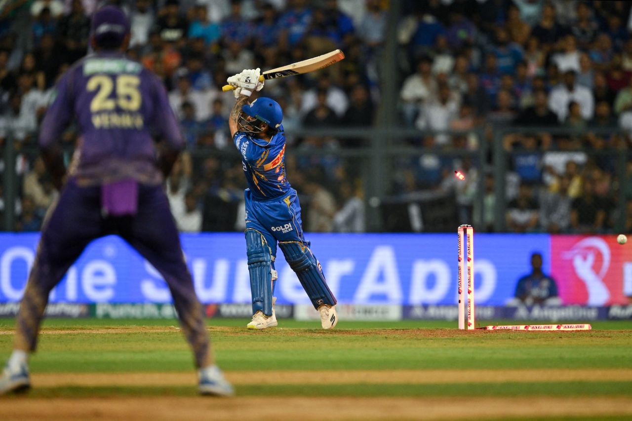 Ishan Kishan loses his stumps to Mitchell Starc, Mumbai Indians vs Kolkata Knight Riders, IPL 2024, Mumbai, May 3, 2024 