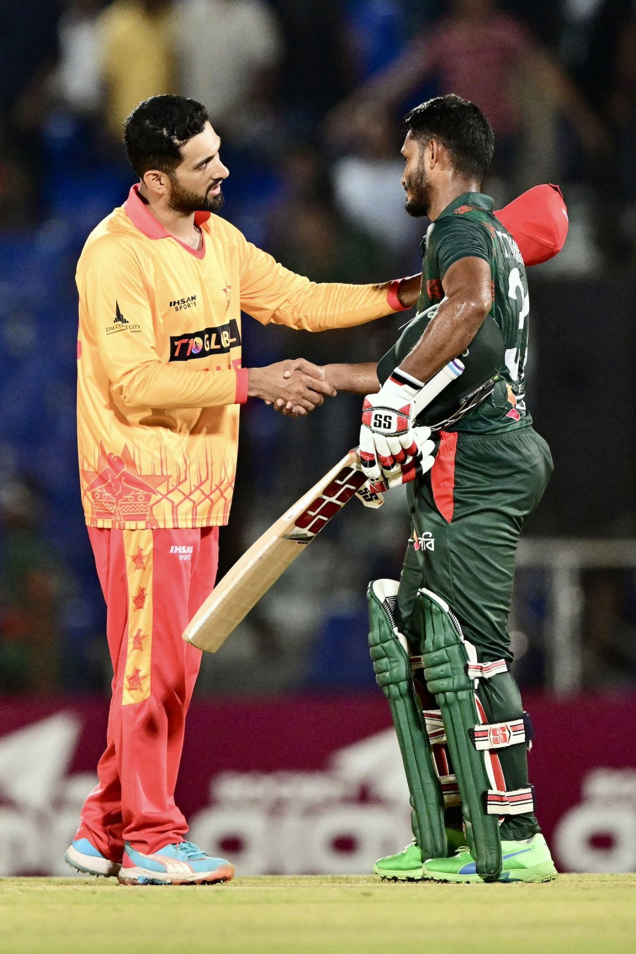Sikandar Raza congratulates Tanzid Hasan after the game, Bangladesh vs Zimbabwe, 1st T20I, Chattogram, May 3, 2024