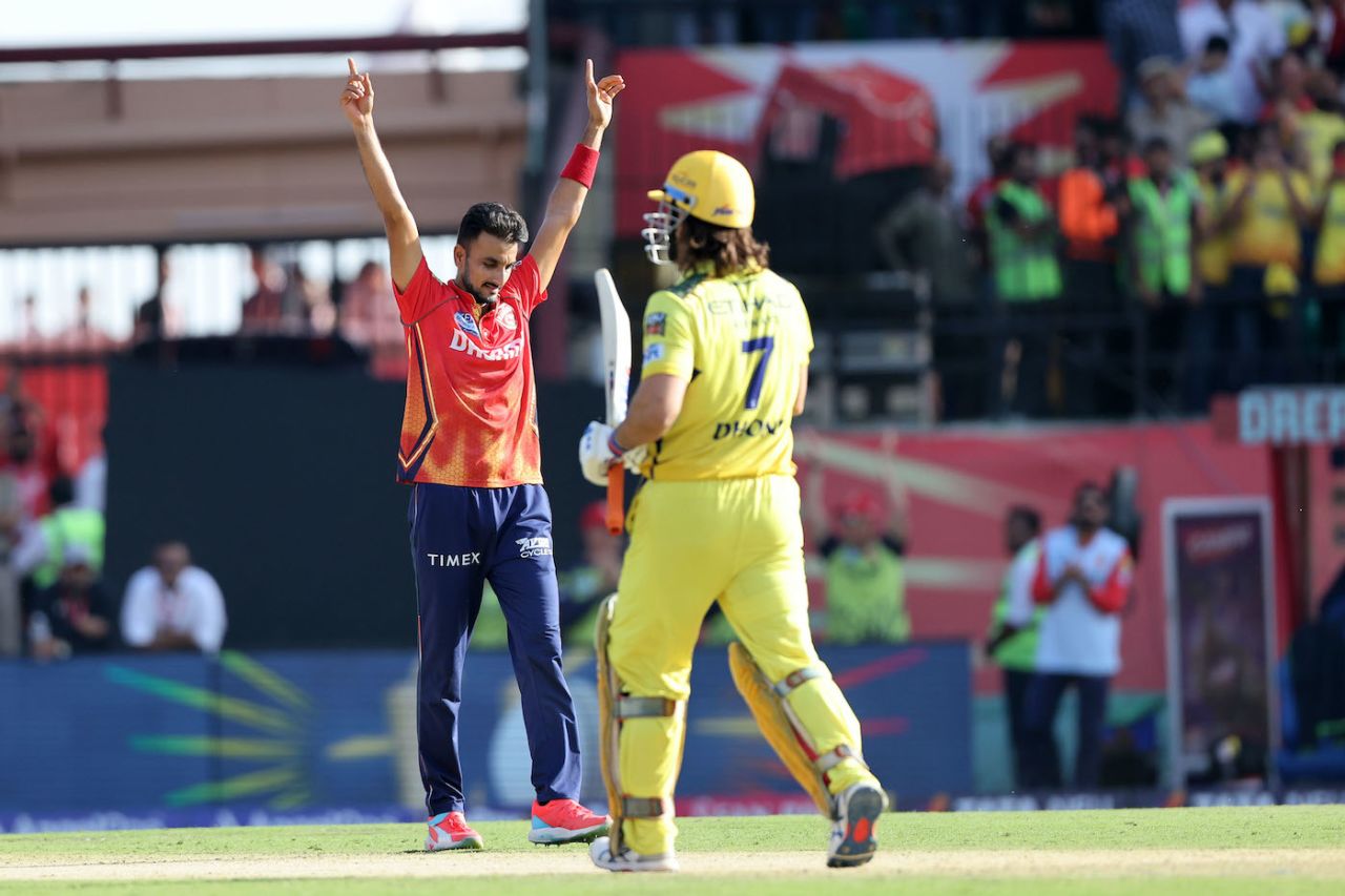 Harshal Patel celebrates dismissing MS Dhoni for a golden duck, Punjab Kings vs Chennai Super Kings, IPL 2024, Dharamsala, May 5, 2024