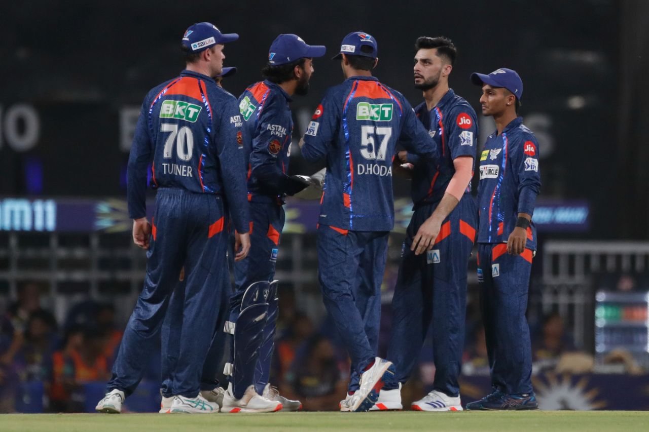 LSG regroup after the wicket of Phil Salt, Lucknow Super Giants vs Kolkata Knight Riders, IPL 2024, Lucknow, May 5, 2024