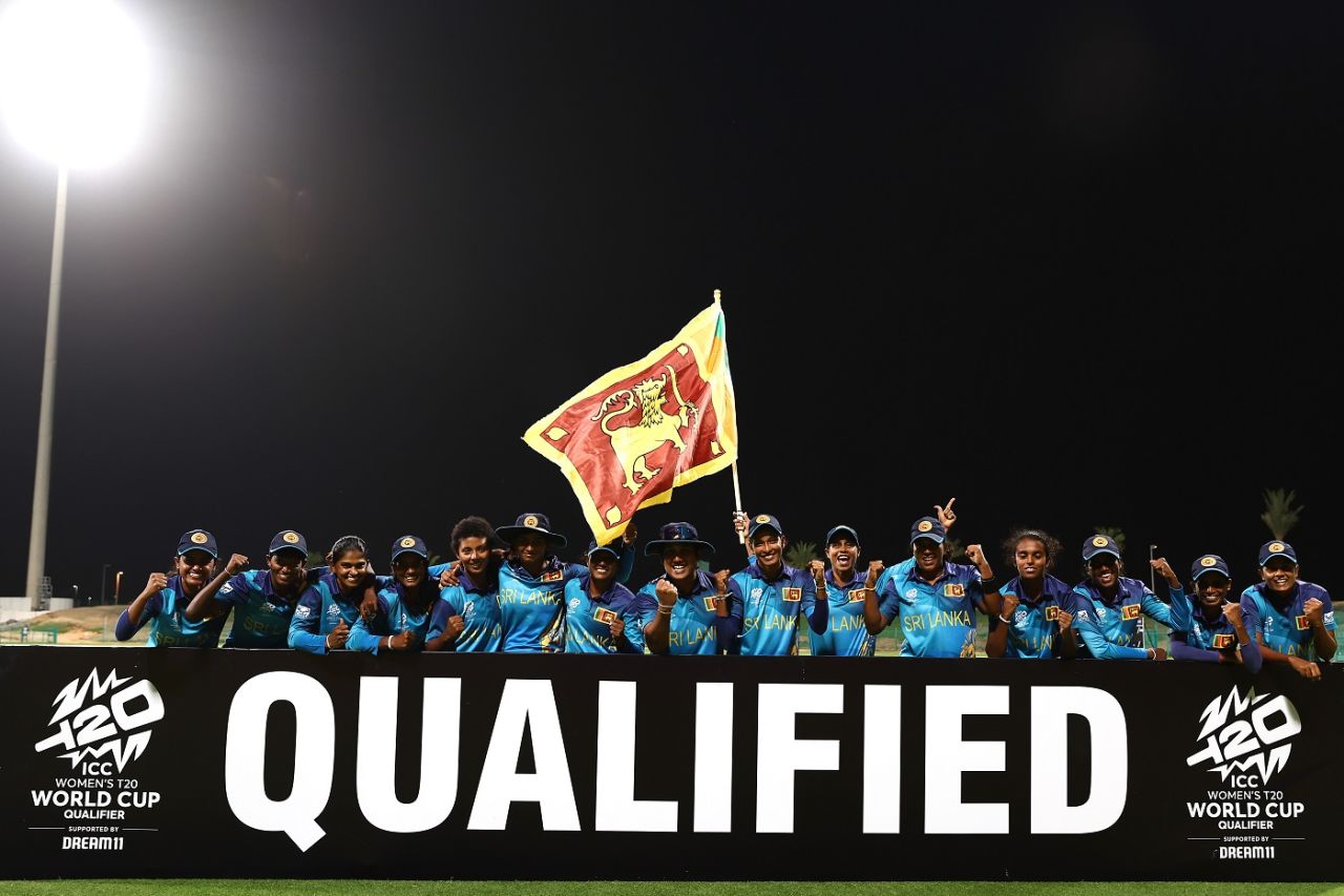 Sri Lanka players pose after securing their T20 World Cup qualification, UAE vs Sri Lanka, 2nd semi-final, Women's T20 World Cup Qualifier, Abu Dhabi, May 05, 2024
