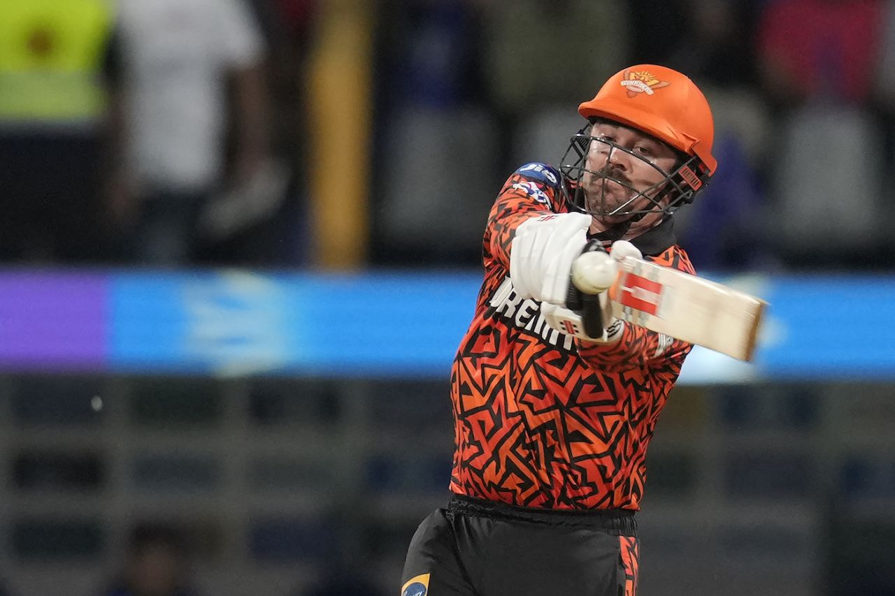 Travis Head led the way for SRH in the powerplay, Mumbai Indians vs Sunrisers Hyderabad, IPL 2024, Mumbai, May 6, 2024 