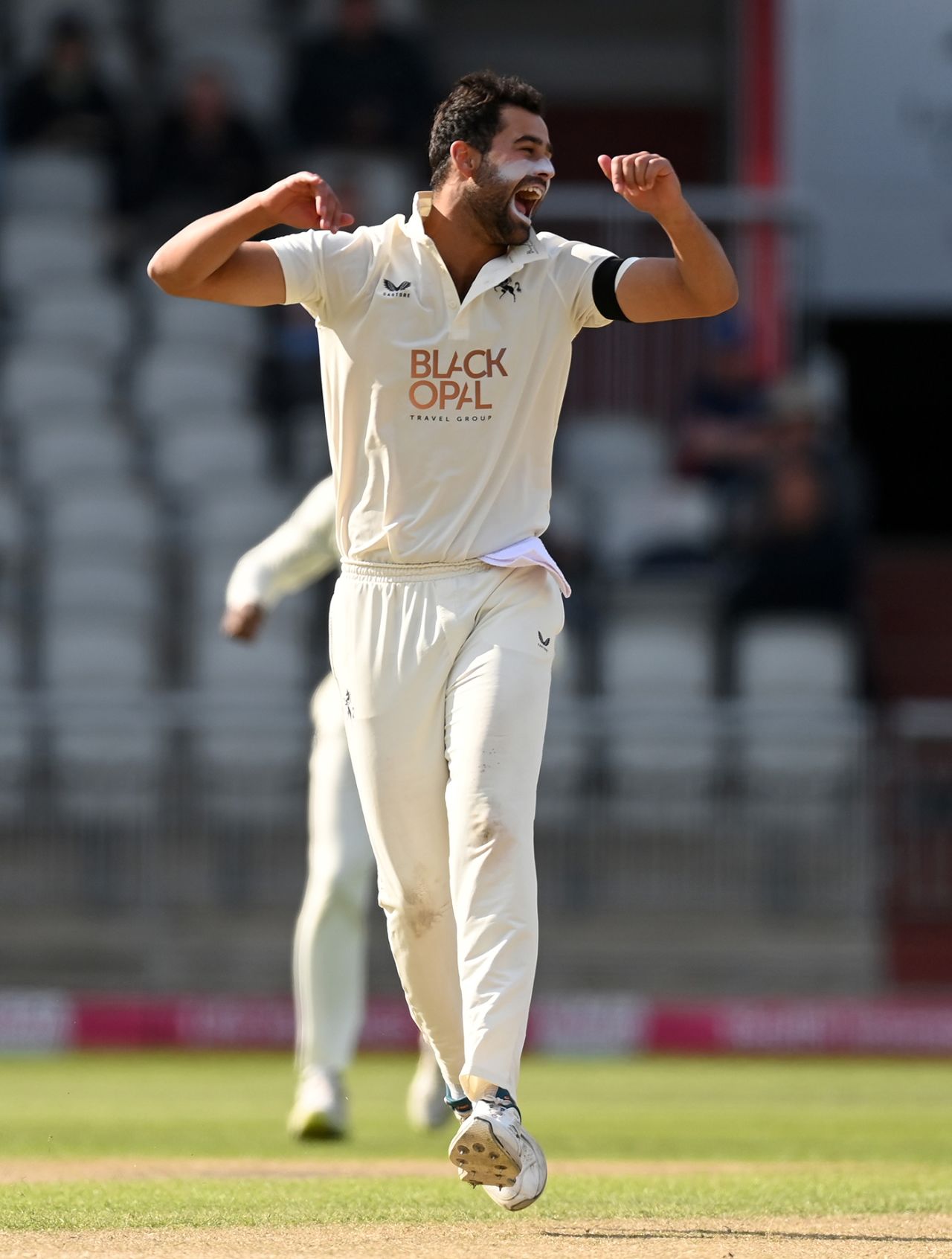 Wes Agar celebrates a wicket, Lancashire vs Kent, County Championship, Division One, Old Trafford, May 5, 3024