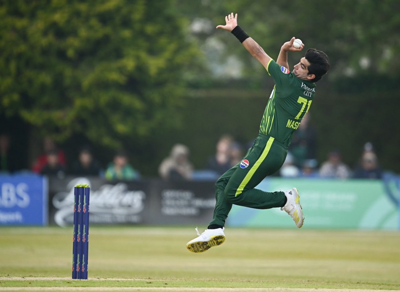 Naseem Shah in delivery stride, Ireland vs Pakistan, 2nd T20I, Dublin, May 12, 2024