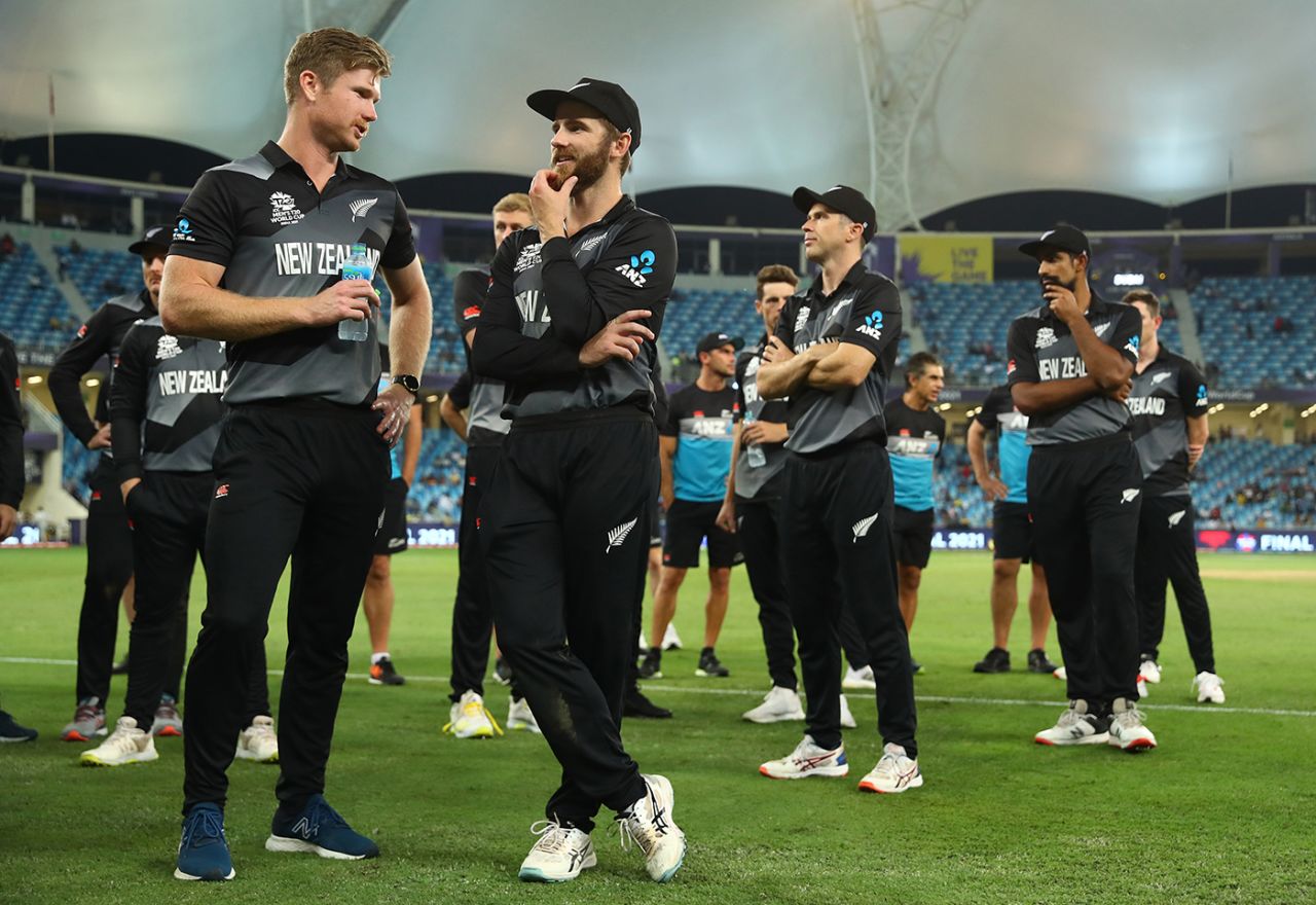 Kane Williamson was hit on the helmet grille by a short ball, Australia vs New Zealand, T20 World Cup final, Dubai, November 14, 2021
