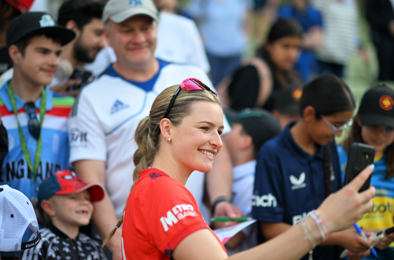 Lauren Bell takes a selfie with a fan during England's first ODI against Pakistan, England vs Pakistan, 1st women's T20I, Birmingham, May 11, 2024