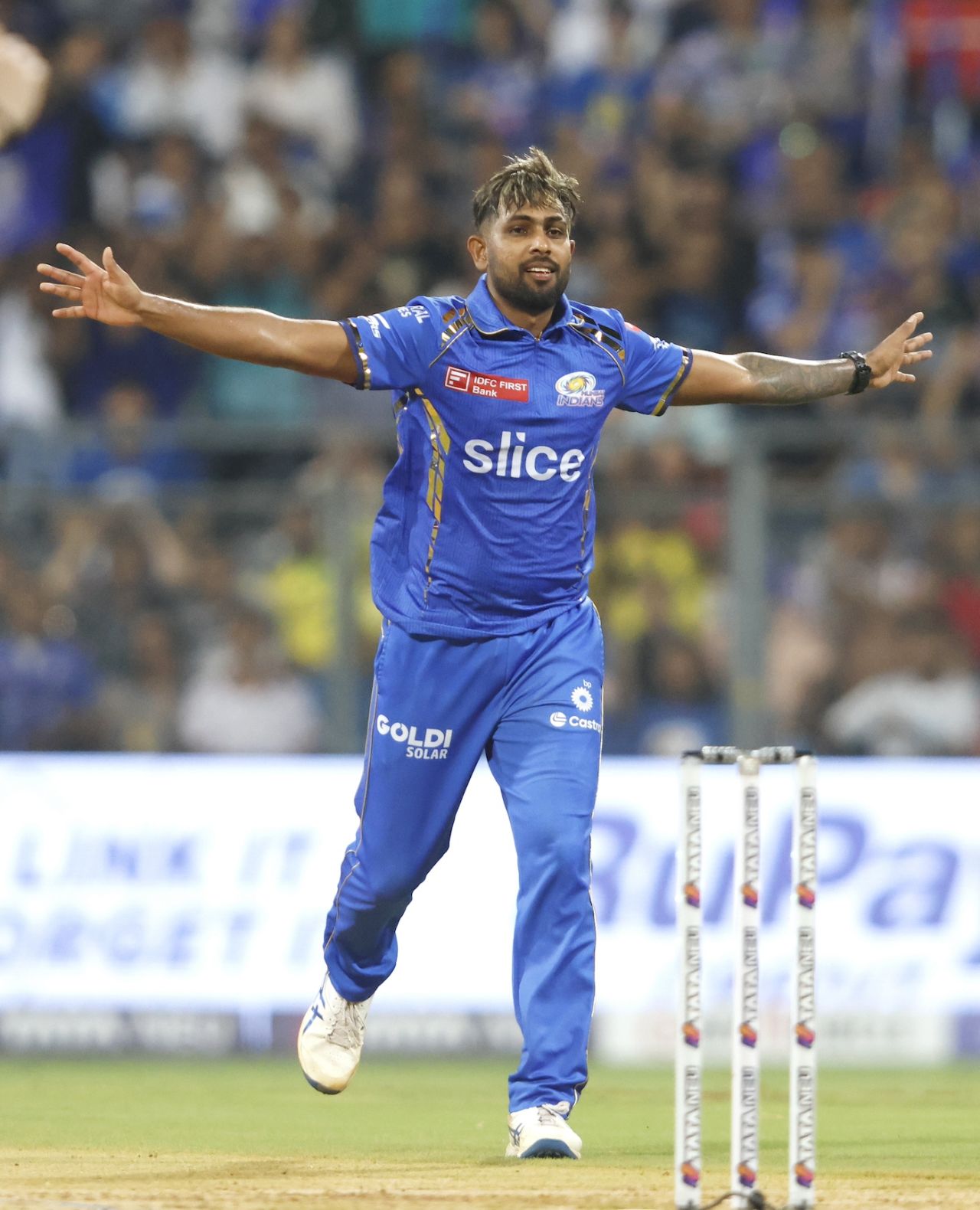 Nuwan Thushara sent Devdutt Padikkal back for a first-ball duck, Mumbai Indians vs Lucknow Super Giants, IPL 2024, Mumbai, May 17, 2024