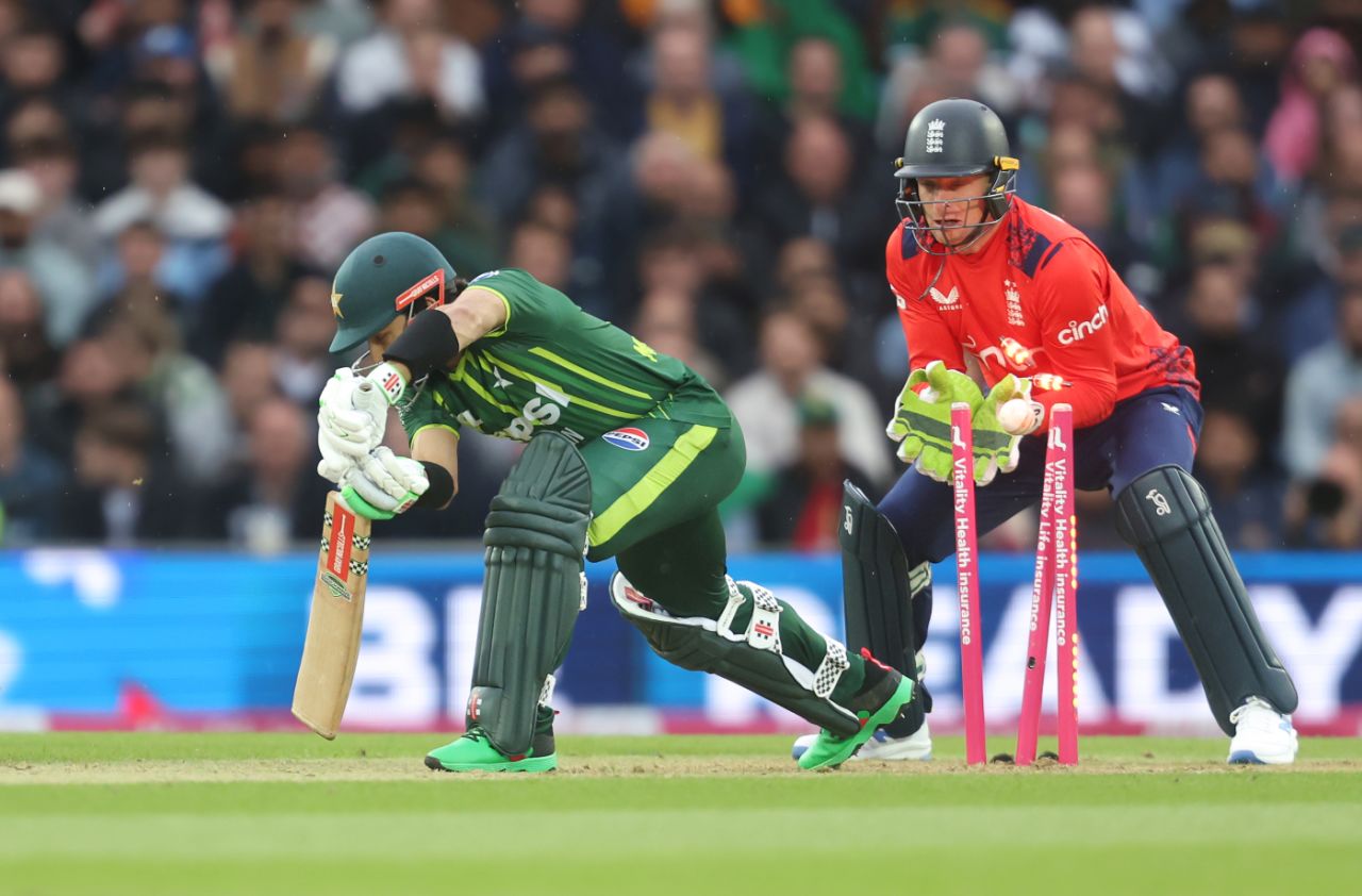 Mohammad Rizwan was bowled by Adil Rashid, England vs Pakistan, 4th T20I, The Oval, May 30, 2024
