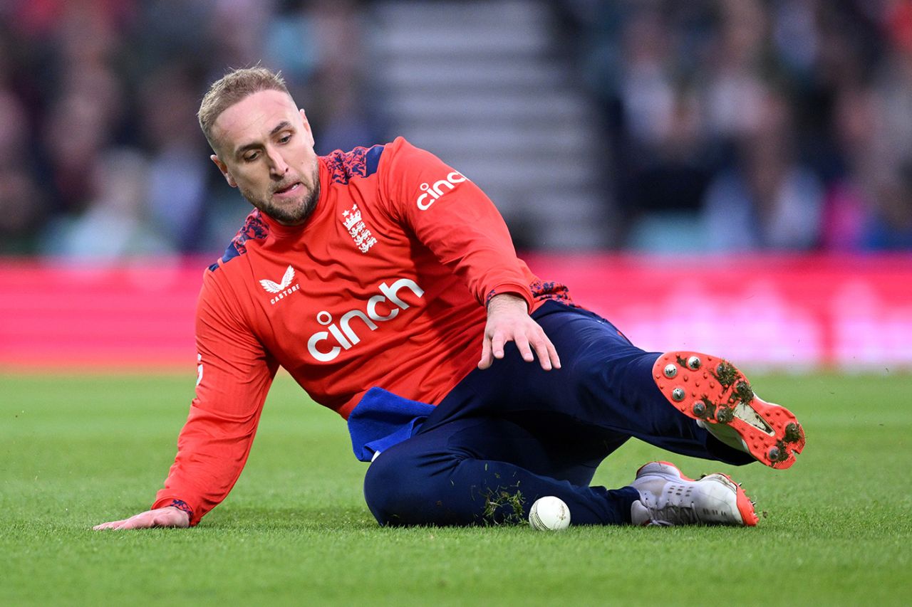 Liam Livingstone slides in the outfield, England vs Pakistan, 4th T20I, The Oval, May 30, 2024